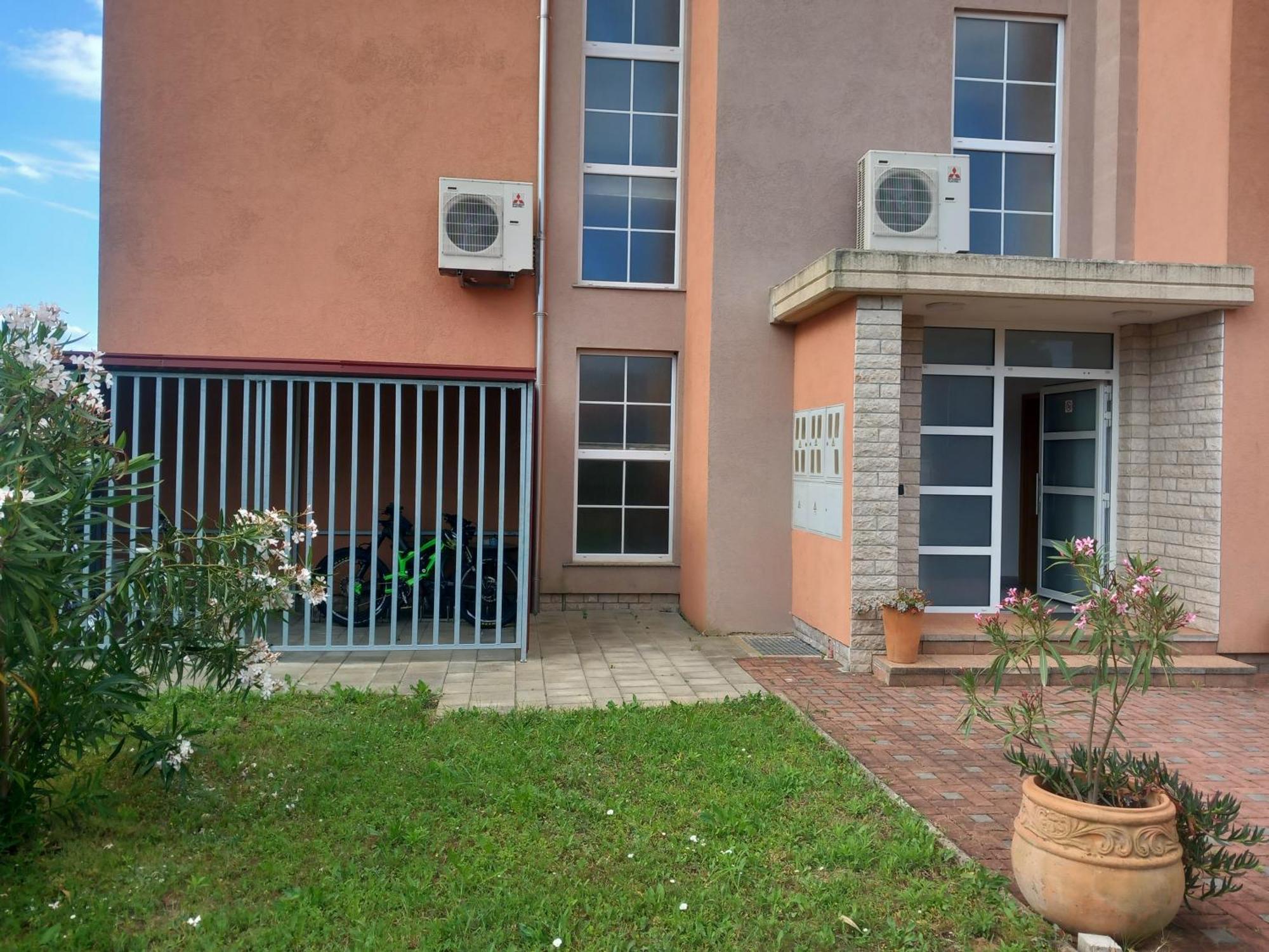 Bed & Breakfast Grgic Novigrad Istria Esterno foto